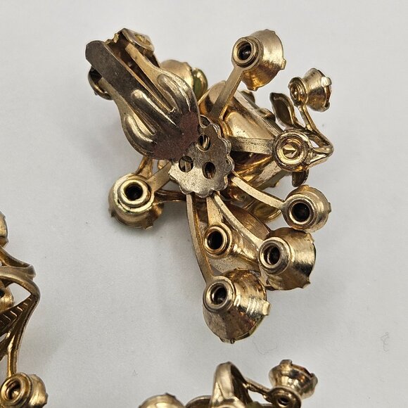 #3 Vintage Beautiful Brooch and Clip Earrings Set - Picture 5 of 15